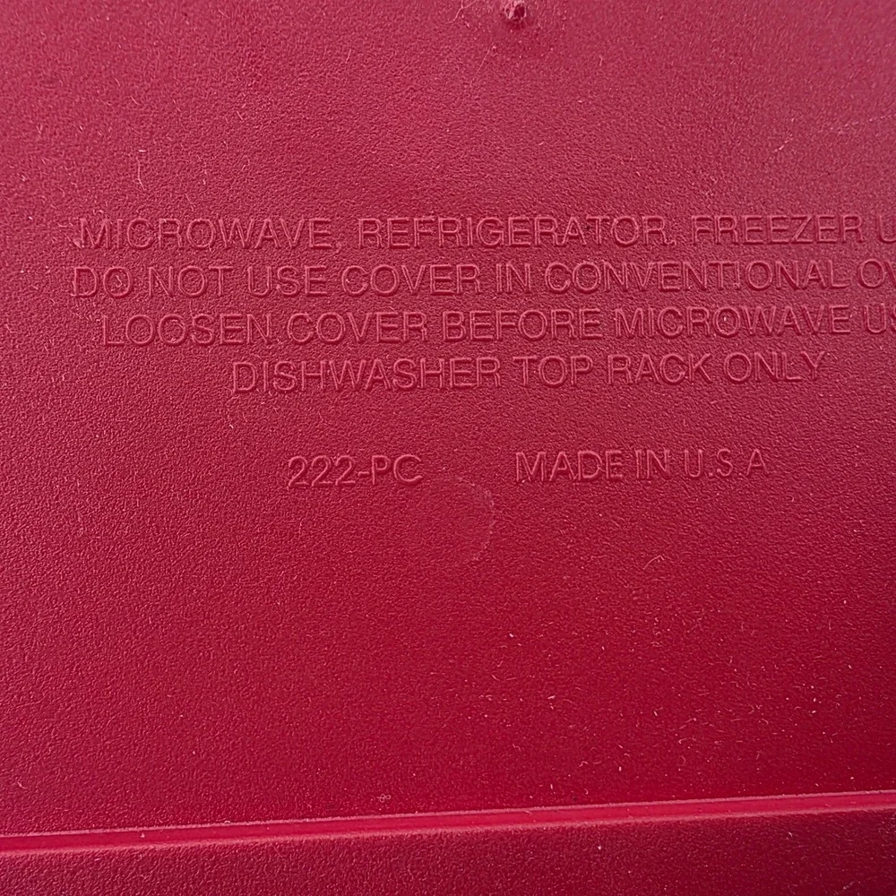 Pyrex 222-PC Red Square Plastic Replacement Lid Only for 2 Quart Baking Dish USA